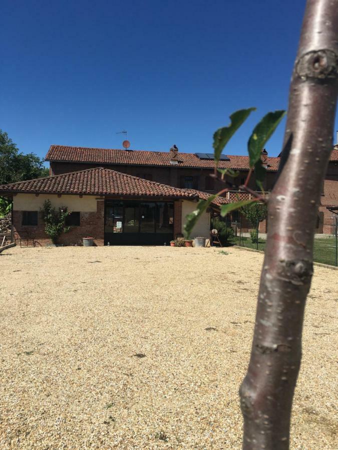 Villanova d'Asti Bed & Breakfast Il Mio Gelso المظهر الخارجي الصورة